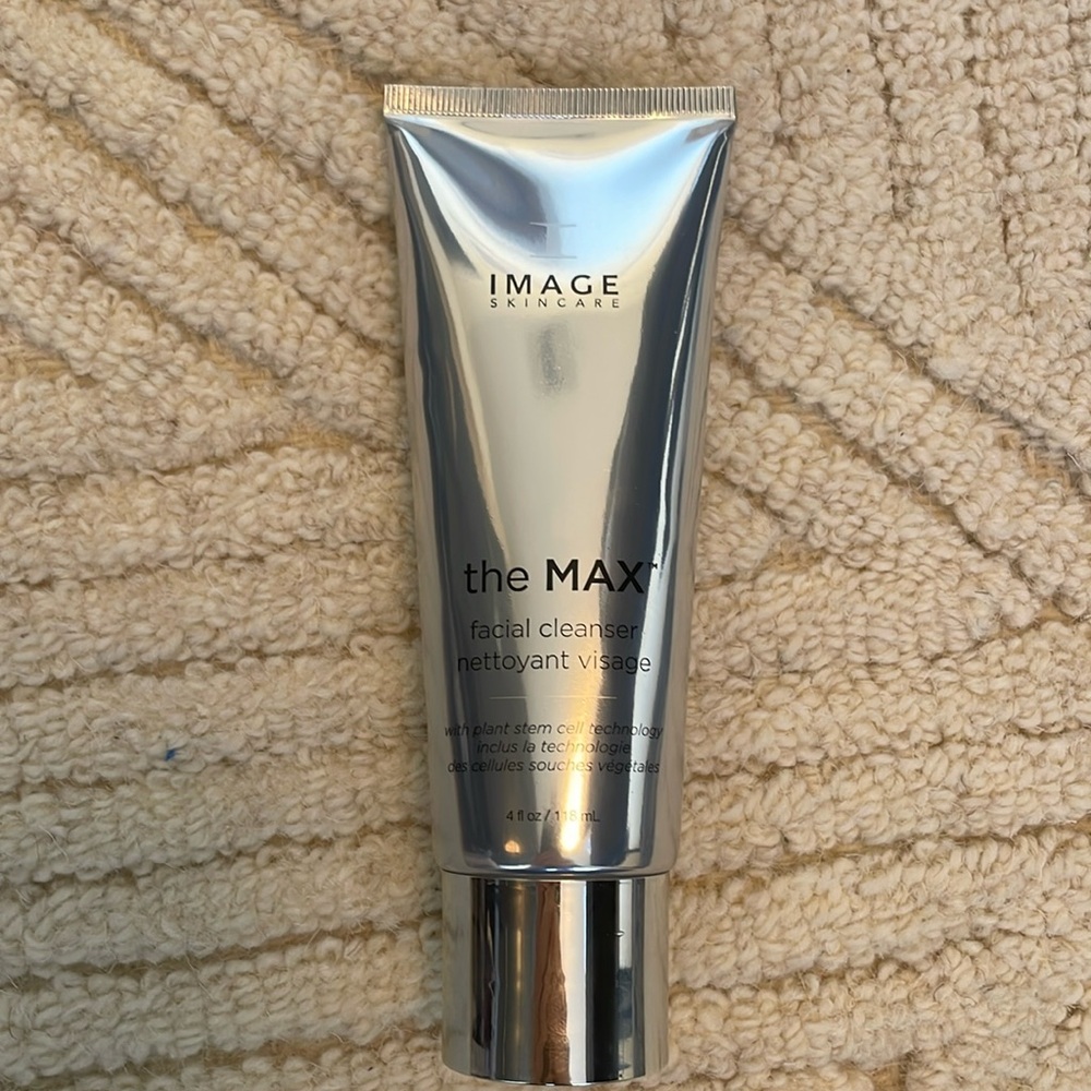 Image Skincare the MAX Facial Cleanser - Picture 3 of 5